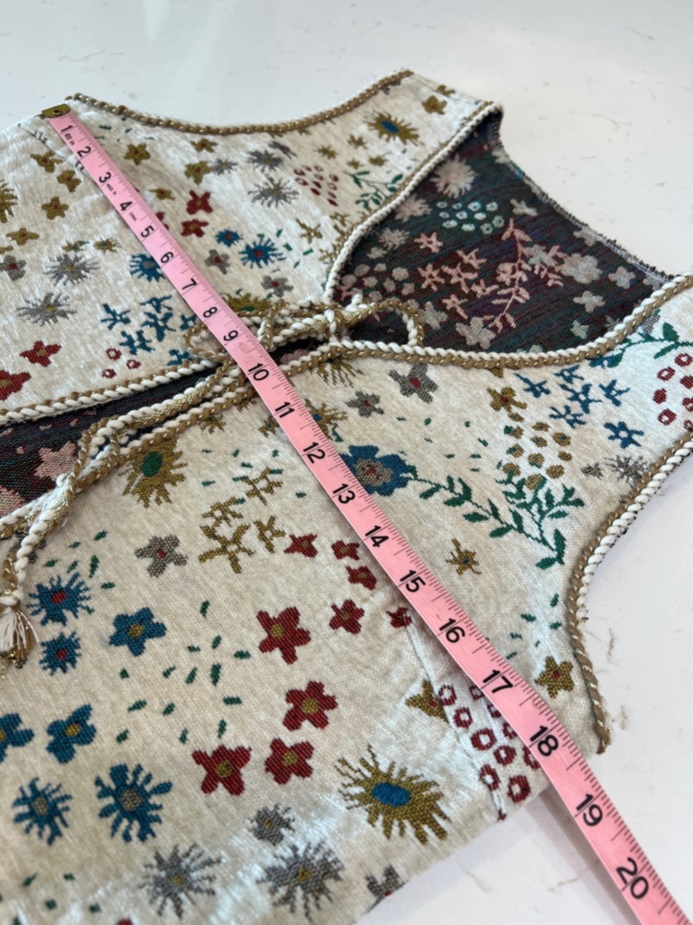 Shein Boho Cowgirl Tapestry Floral Tie Front Vest Cream Gold Braided Trim - Picture 9 of 10